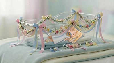 花饰天使摇篮摆件