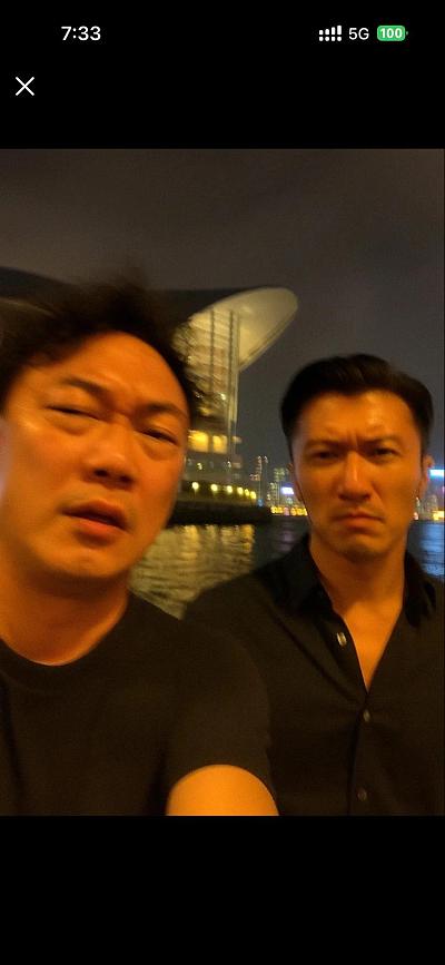 陈奕迅谢霆锋夜拍维港