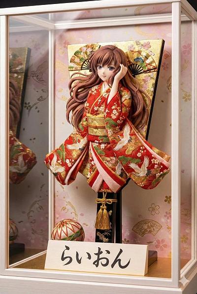 华丽和风人偶羽子板展示品